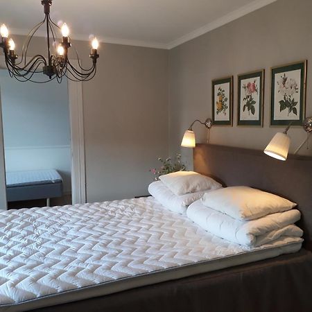 Aelgbergets Bed & Breakfast Ucklum Exterior foto
